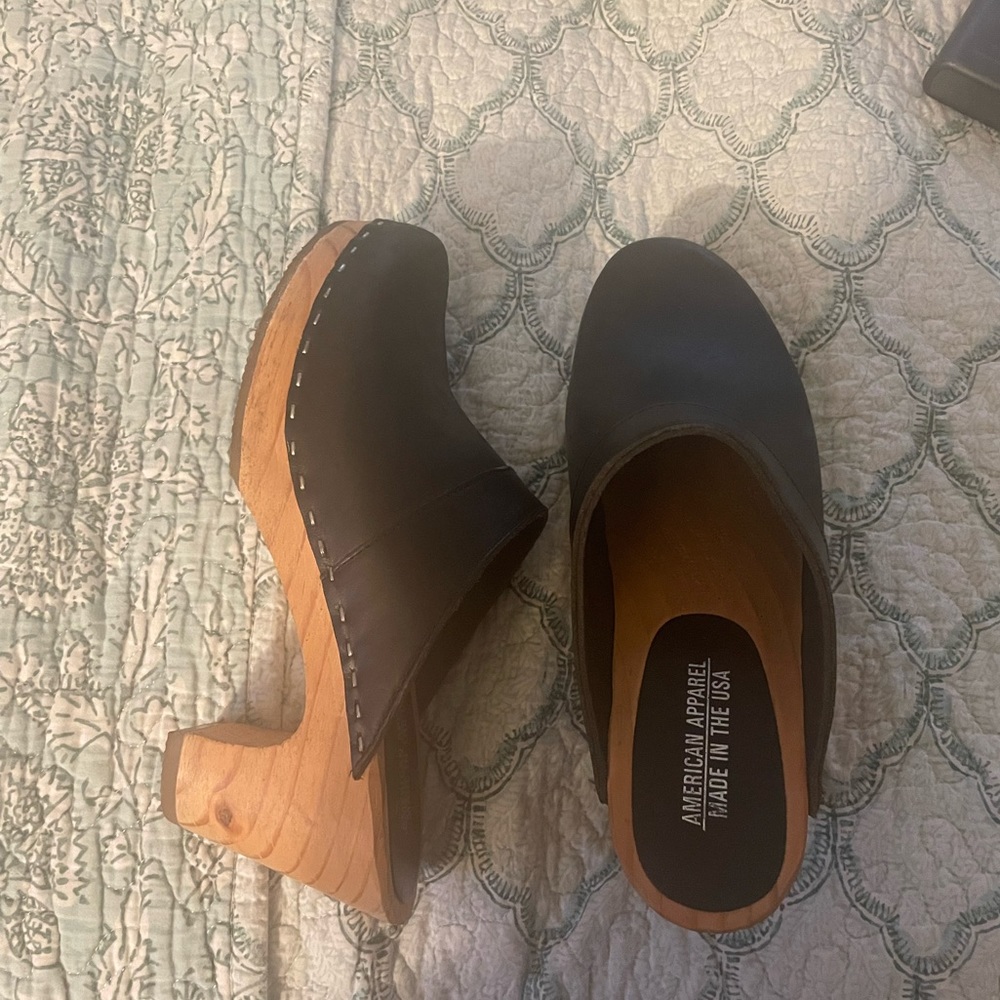 Brand new American Apparel clogs